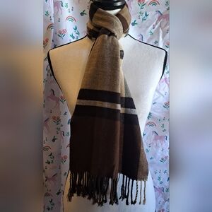 Vintage Burberry Brown & Tan Nova Plaid Cashmere Casual Prep Neutral Scarf Wrap